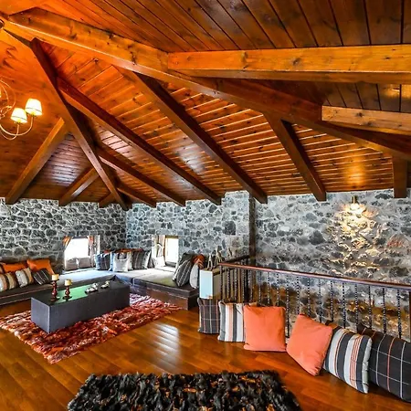 Winterfell Estate Arachova
