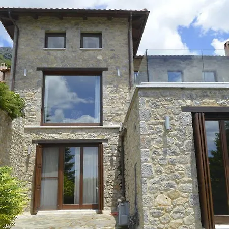 Winterfell Estate Arachova