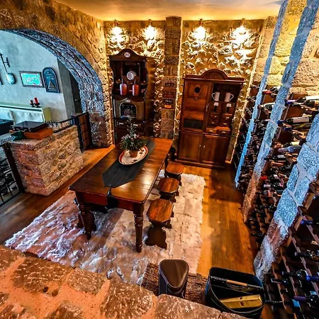 Winterfell Estate Arachova