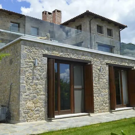 Winterfell Estate * Arachova